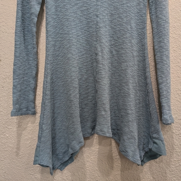 Massini Blue Heathered Handkerchief Hem Tunic Top Long Sleeve Boho Size S - Picture 8 of 8